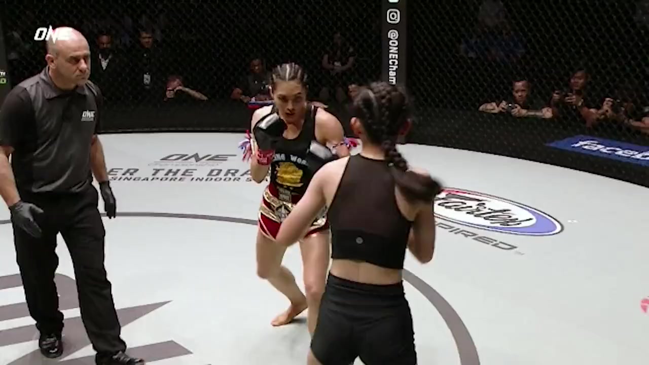 ONE Fight Night 20: Todd vs. Phetjeeja screenshot 2