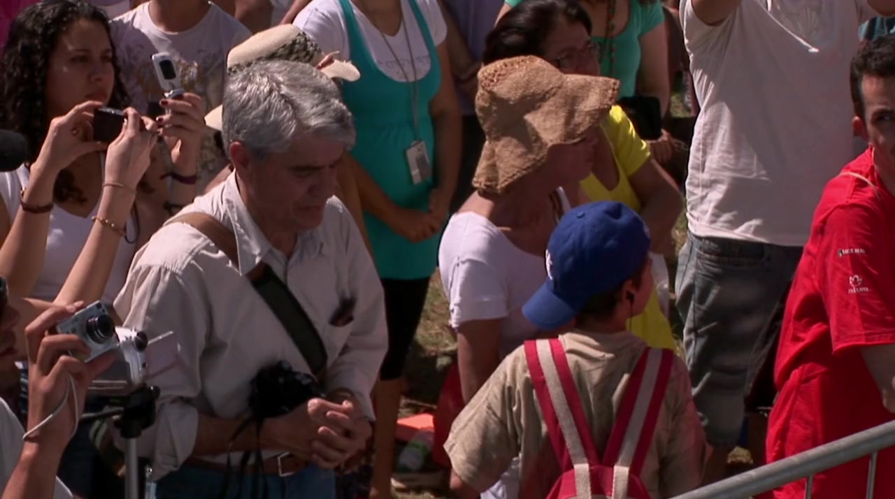 One Track Heart: The Story of Krishna Das screenshot 3