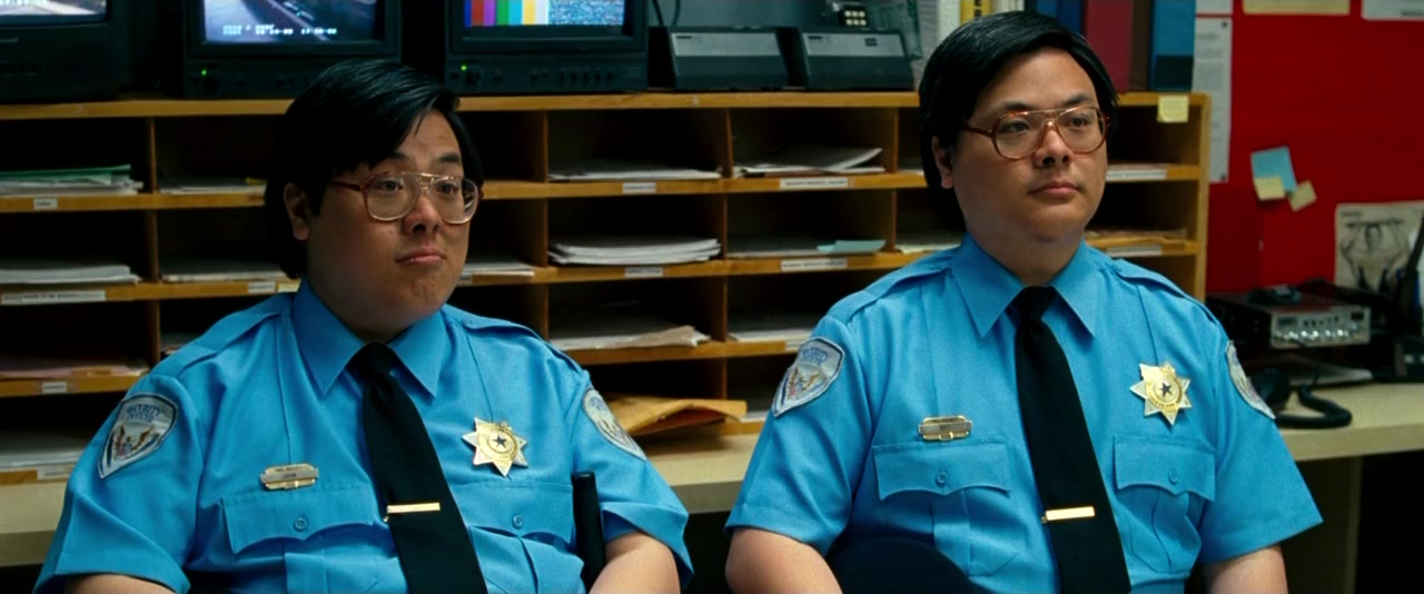 Observe and Report screenshot 3