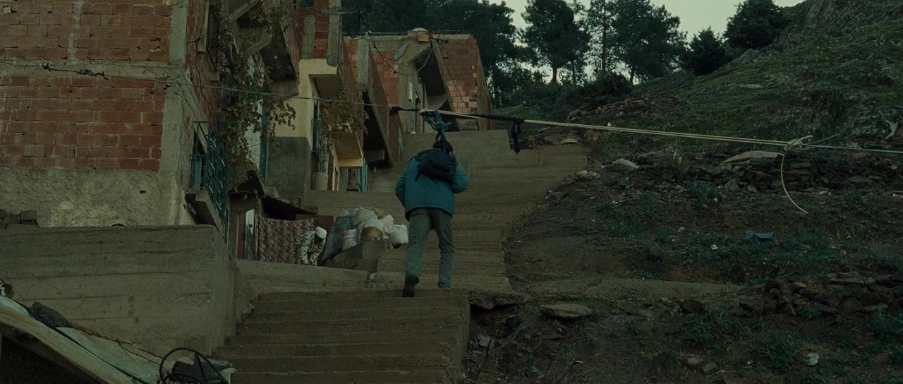 Des hommes et des dieux screenshot 2