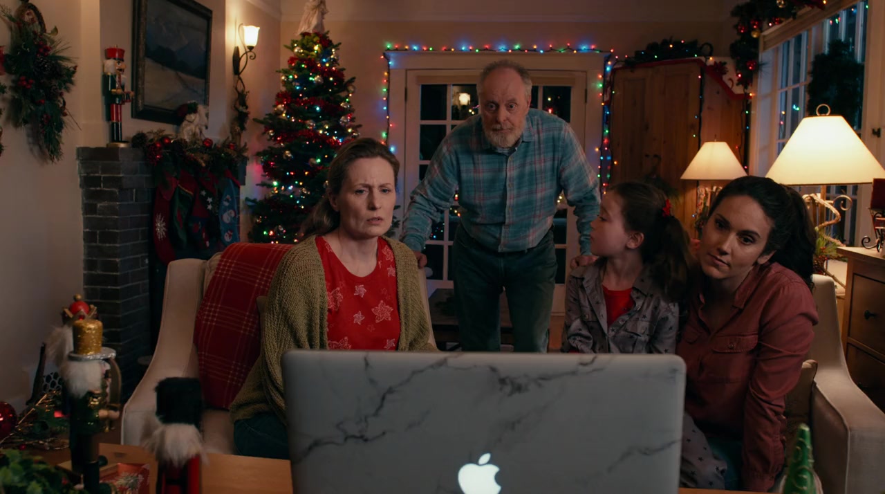 Operation Christmas Drop screenshot 2
