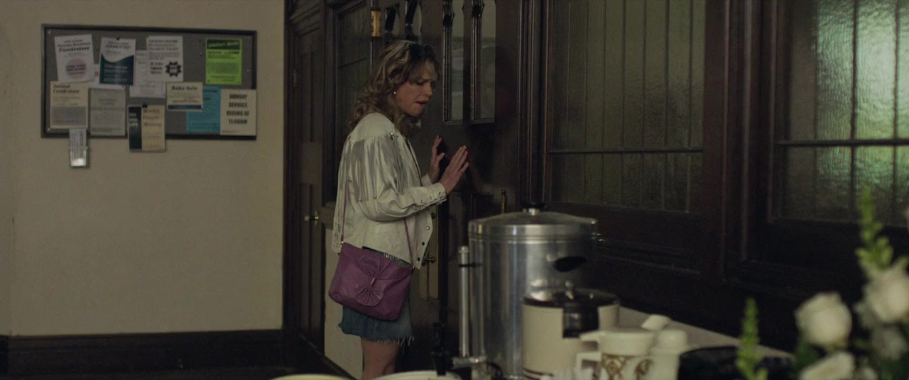 Ordinary Angels screenshot 1