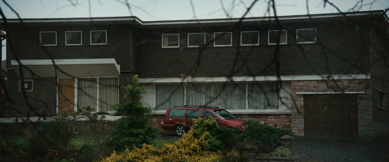 Ordinary Love screenshot 1