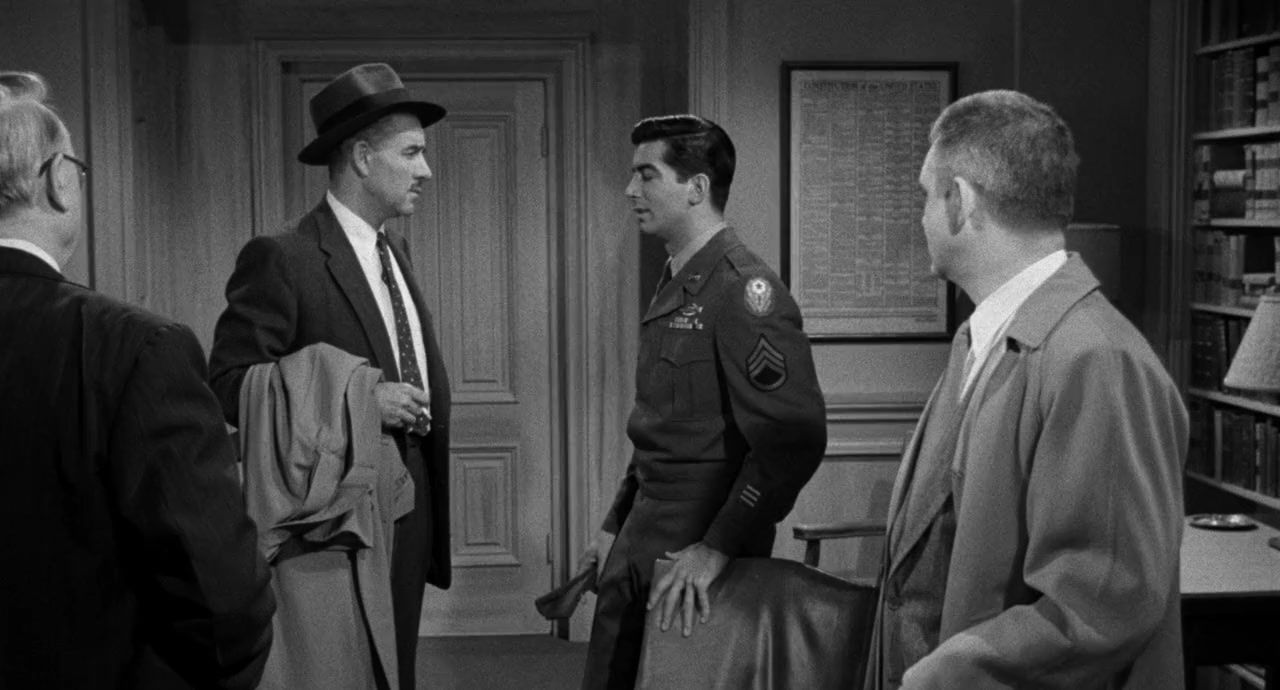 Outside the Law screenshot 1