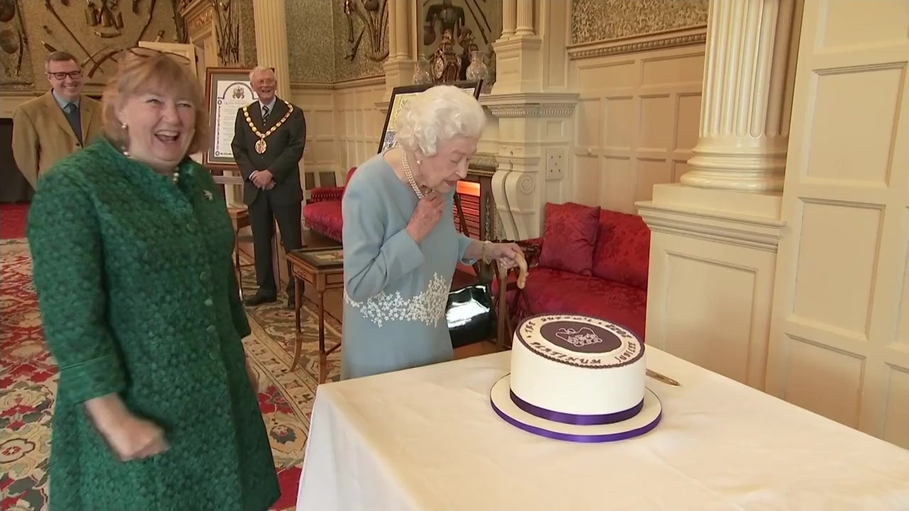 Our Platinum Queen: 70 Years on the Throne screenshot 3