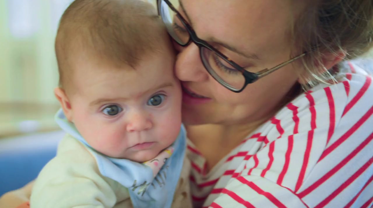Louis Theroux: Mothers on the Edge screenshot 3