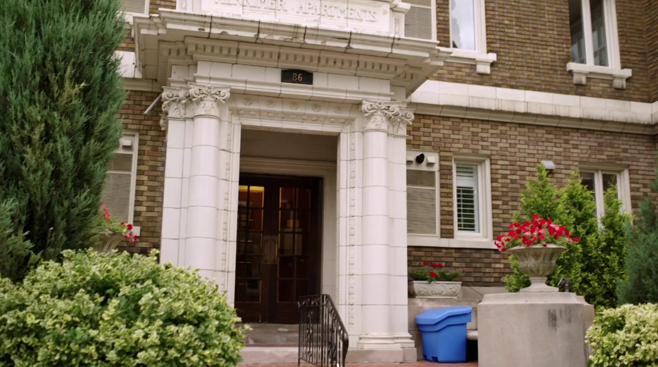 Love Upstream screenshot 1