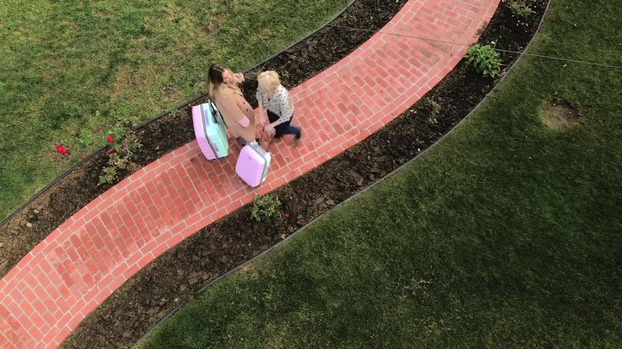 Love by Design screenshot 1