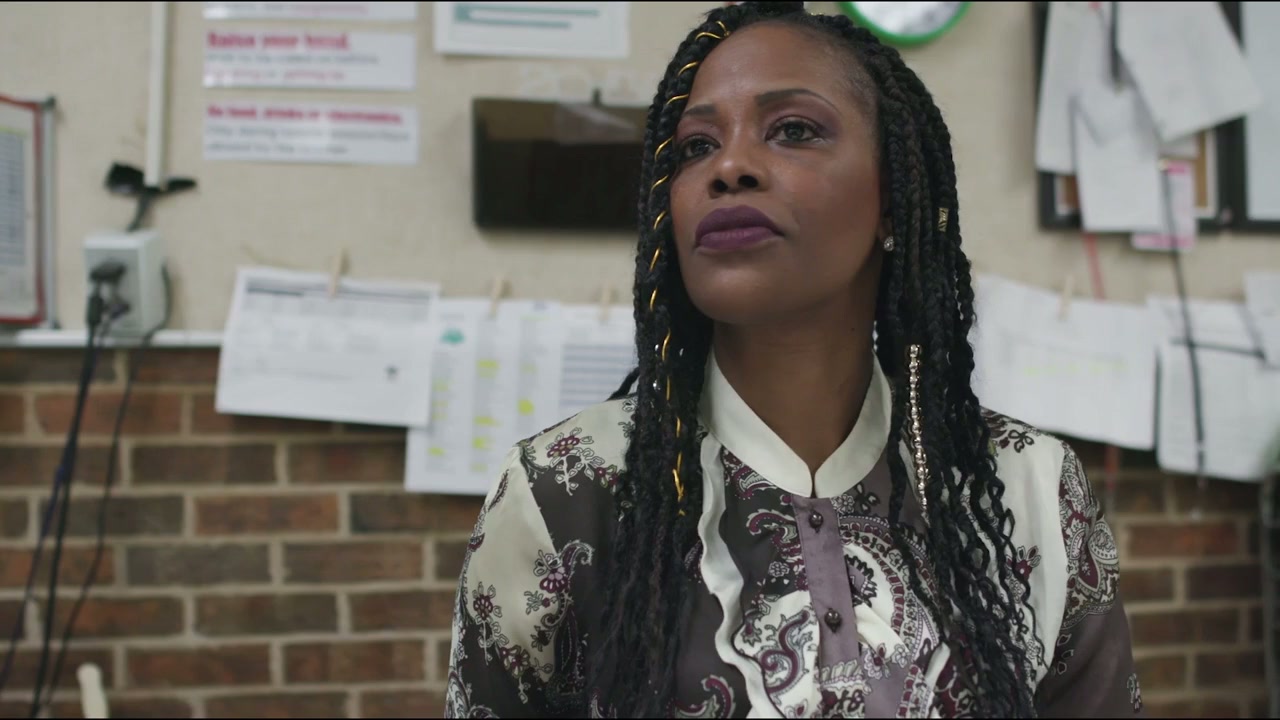 Love & Drugs screenshot 3