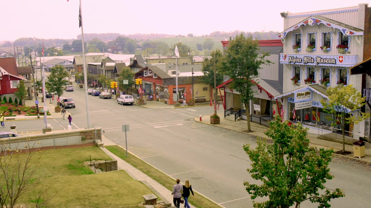 Love Finds You in Sugarcreek screenshot 1