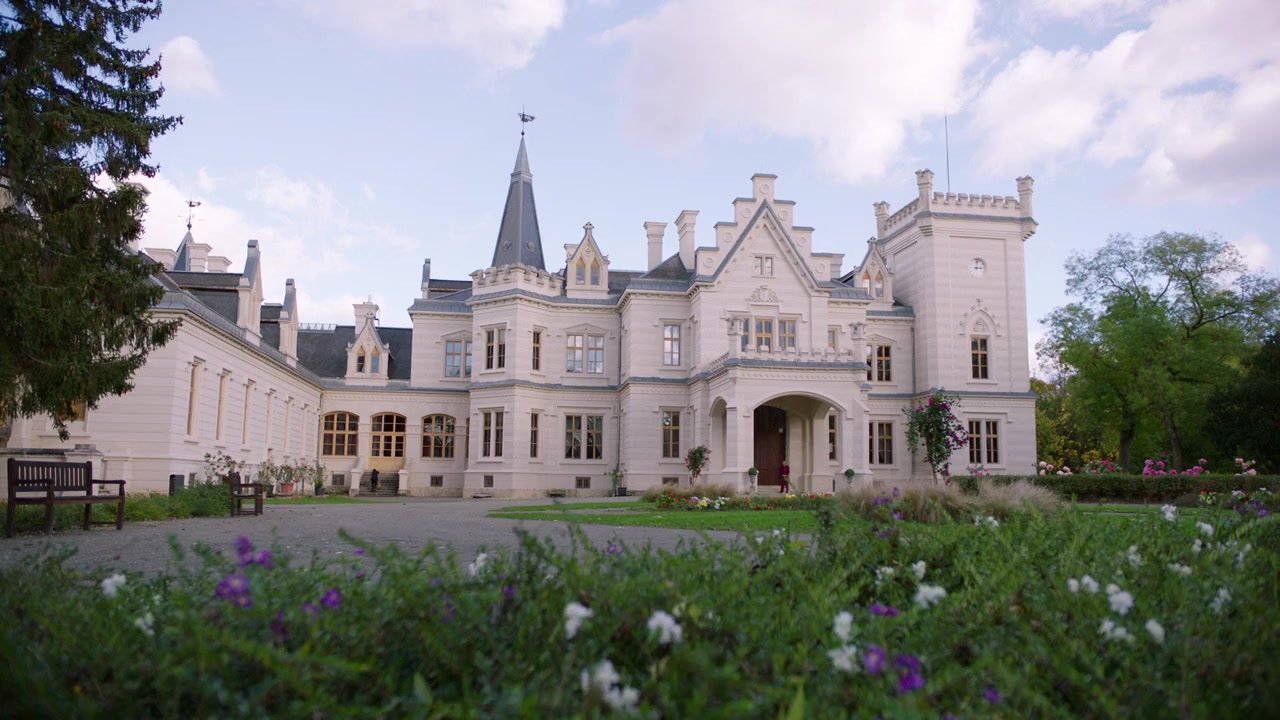 Love on the Danube: Royal Getaway screenshot 1