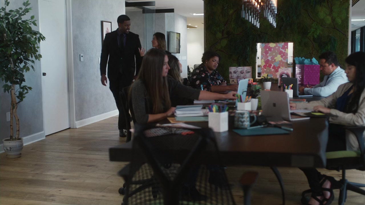Lean into Love screenshot 2