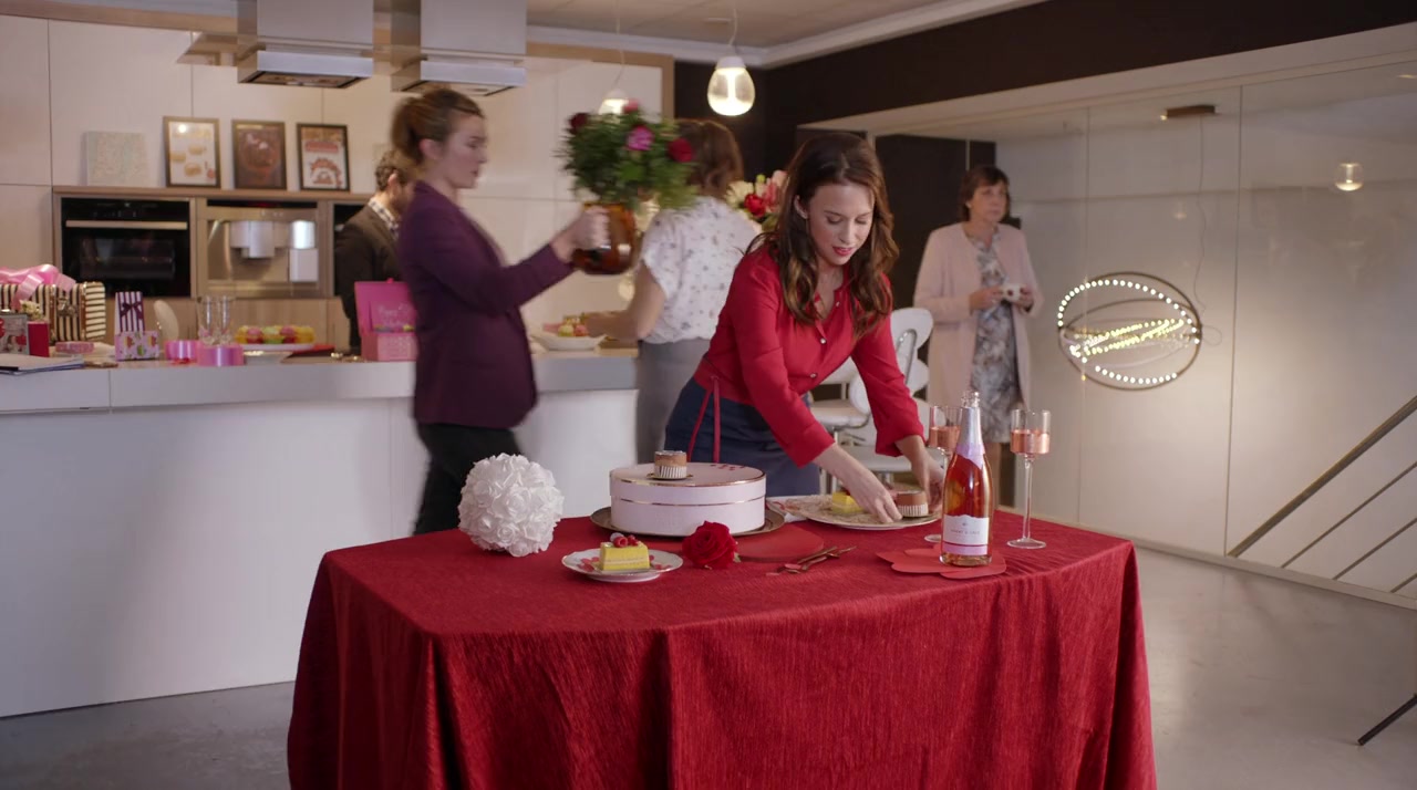 Love, Romance & Chocolate screenshot 2