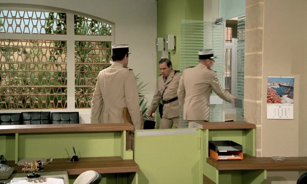 Le gendarme et les gendarmettes screenshot 3