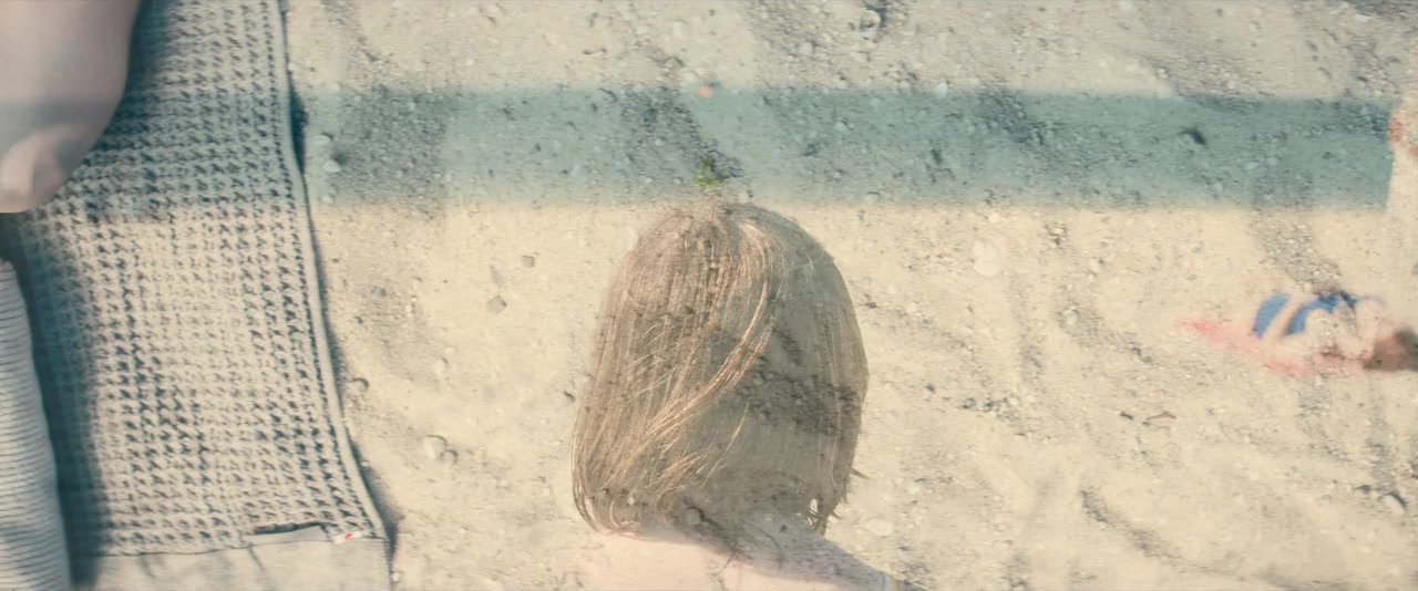 Leave the World Behind screenshot 3