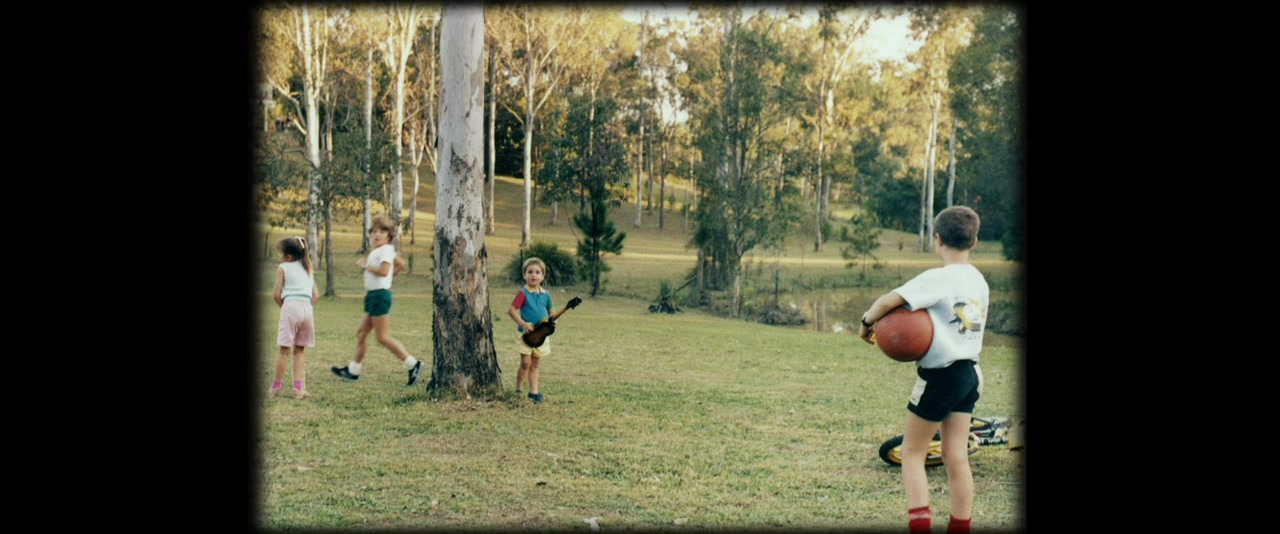 Leaving Neverland screenshot 1