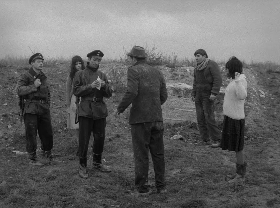 Les Carabiniers screenshot 2