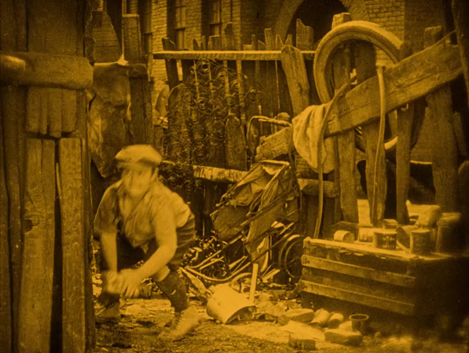 Little Annie Rooney screenshot 2