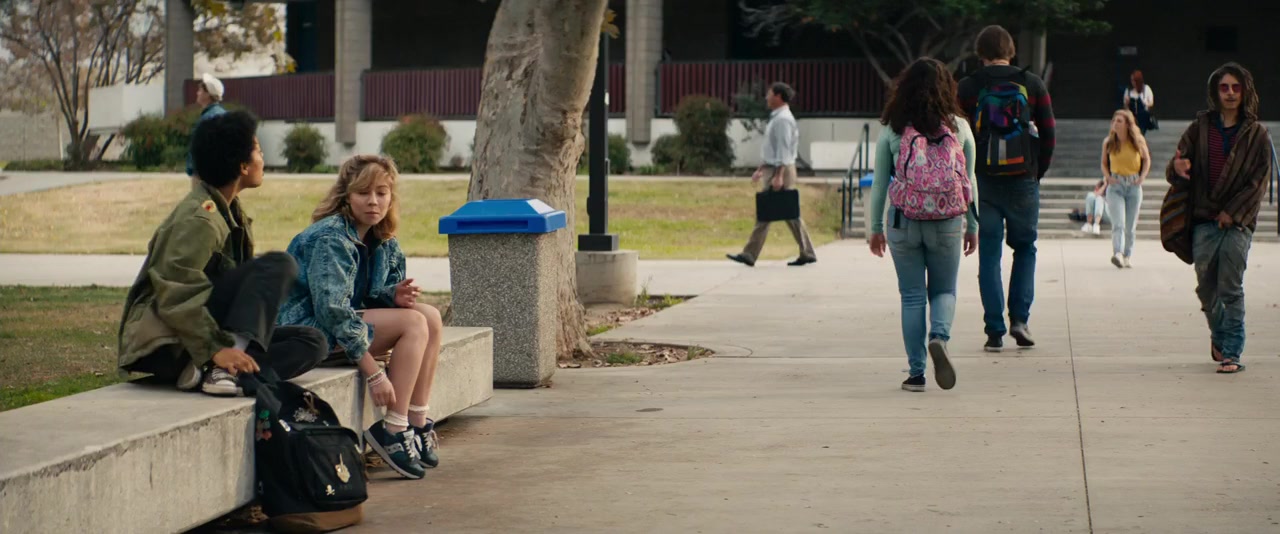 Little Bitches screenshot 3