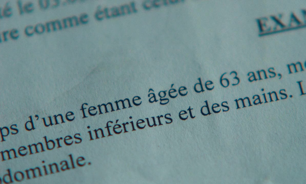 Little Girl Blue screenshot 1