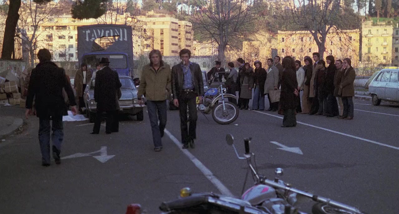 Uomini si nasce poliziotti si muore screenshot 2