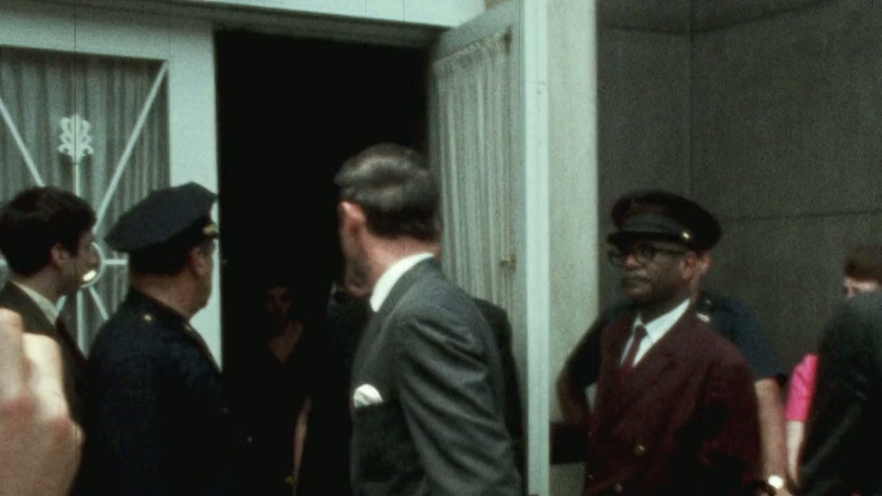 Liza: A Truly Terrific Absolutely True Story screenshot 2