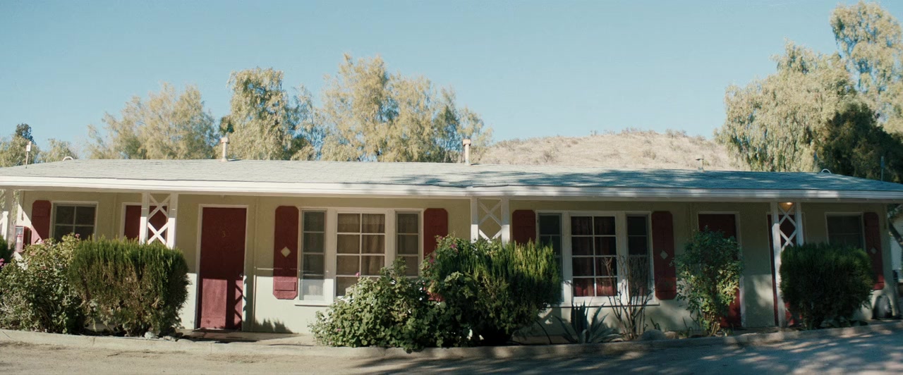 Lights Out screenshot 1