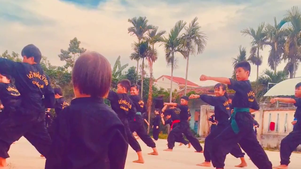 Lion on the Mat screenshot 2