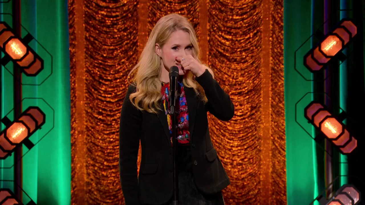 Lucy Beaumont: Live from the Royal Court Theatre screenshot 3