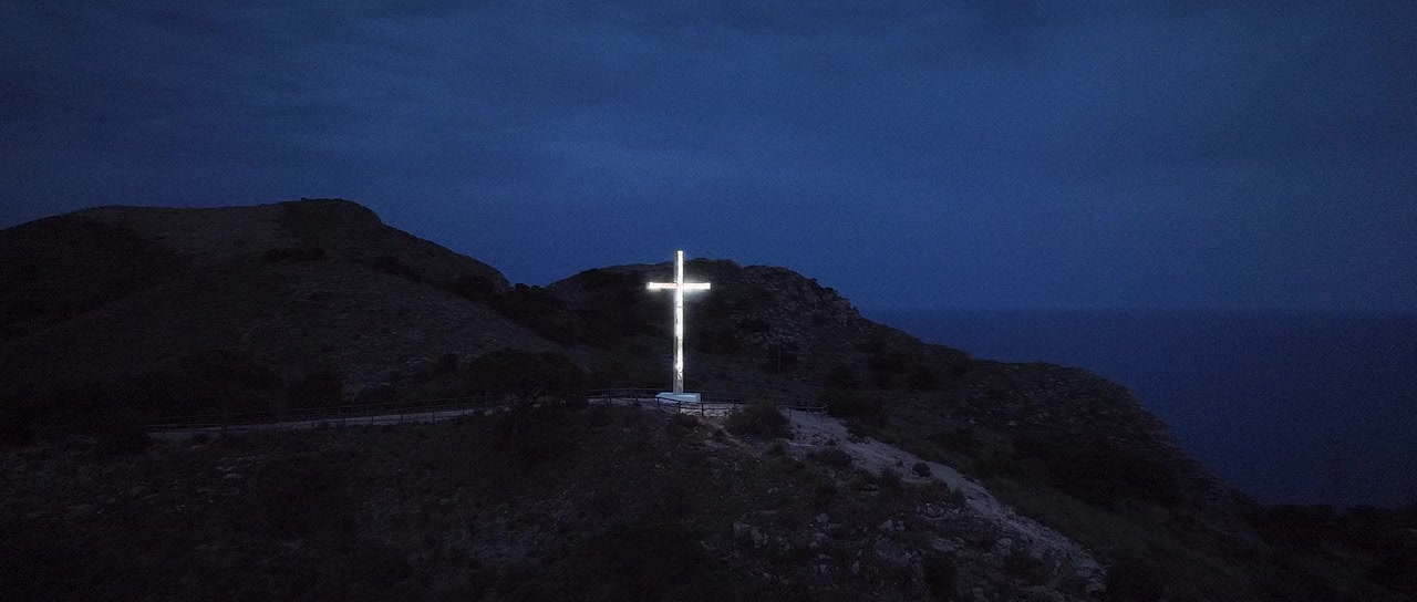 Lukewarm: Why the Cross screenshot 2