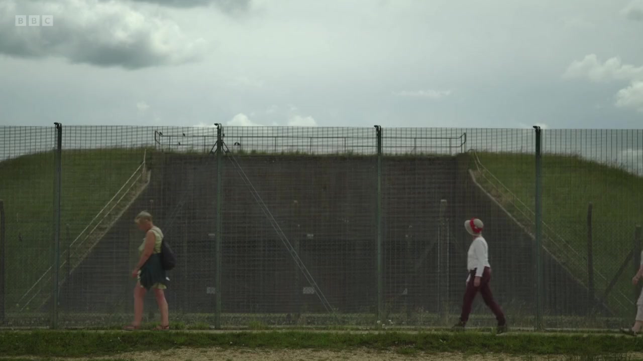 Mothers, Missiles and the American President screenshot 2