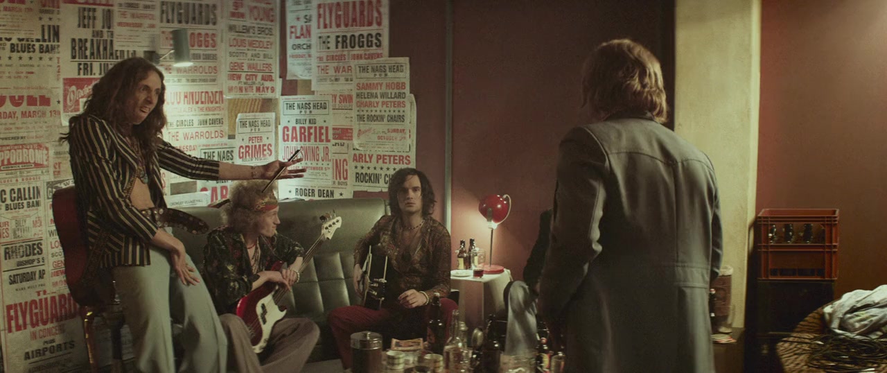 Moonwalkers screenshot 2