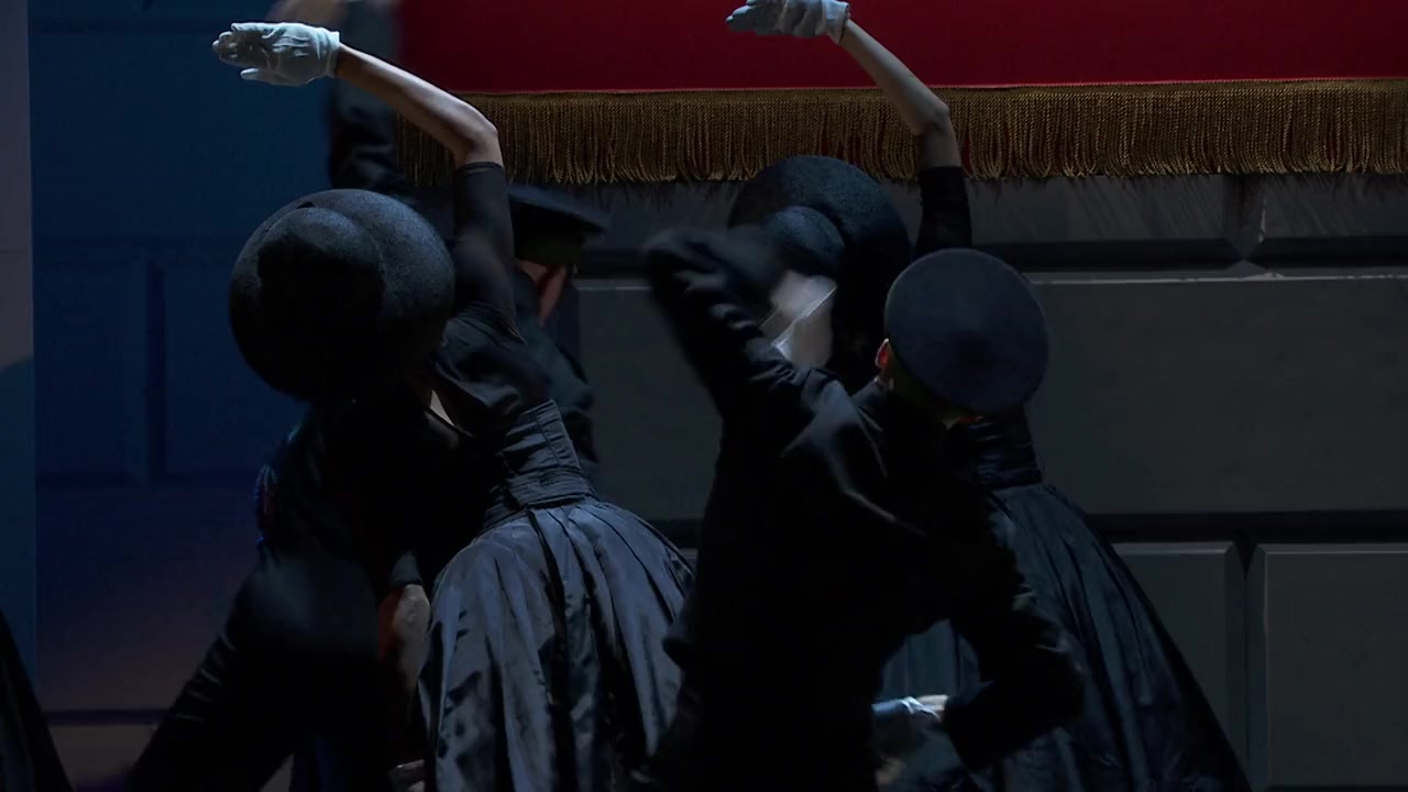 Matthew Bourne's Swan Lake screenshot 3