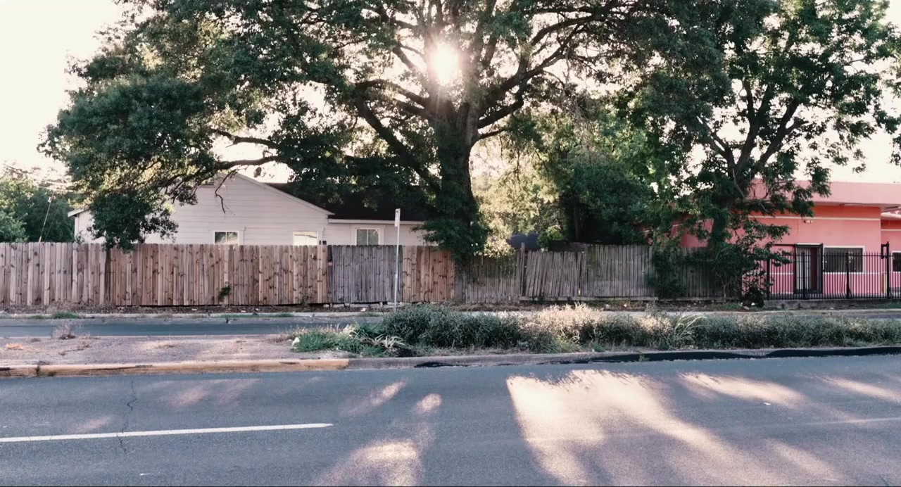 Mahogany screenshot 2