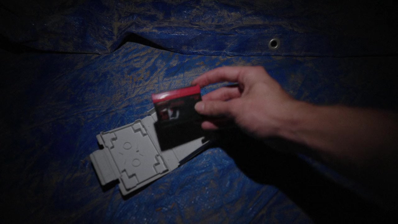Man Finds Tape screenshot 3