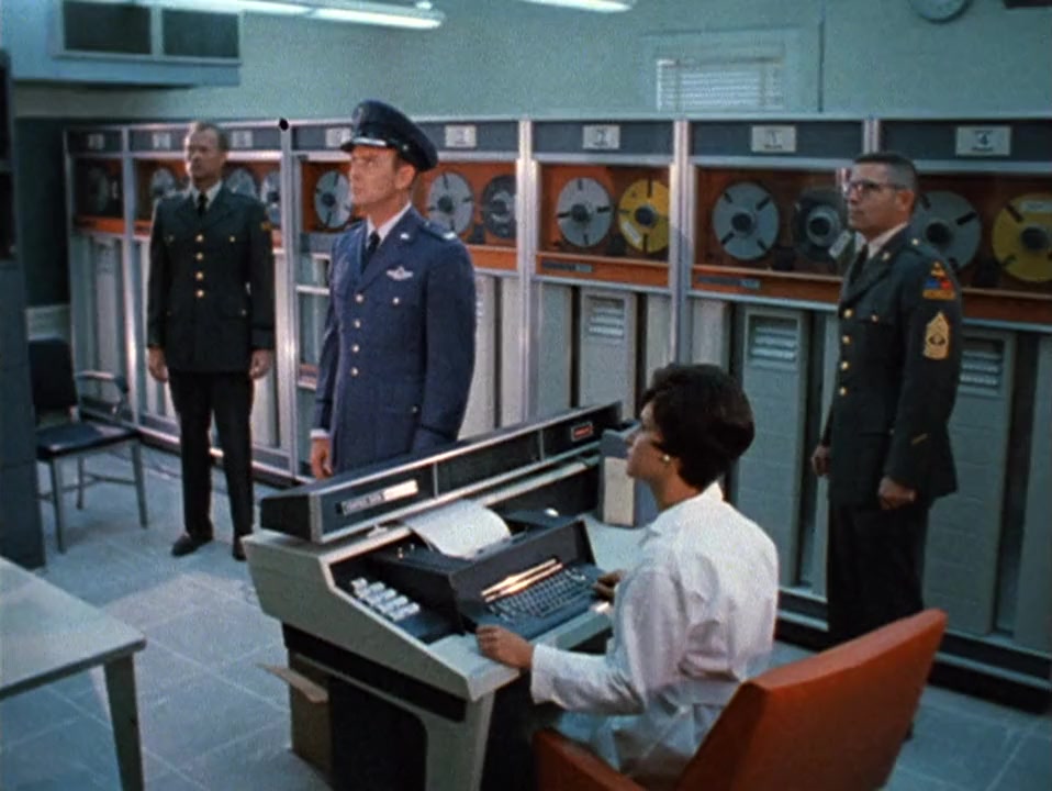 Mars Needs Women screenshot 2