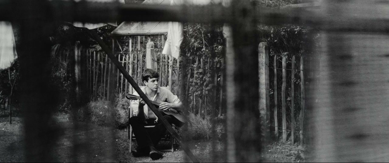 McCartney: The Hunt for the Lost Bass screenshot 1