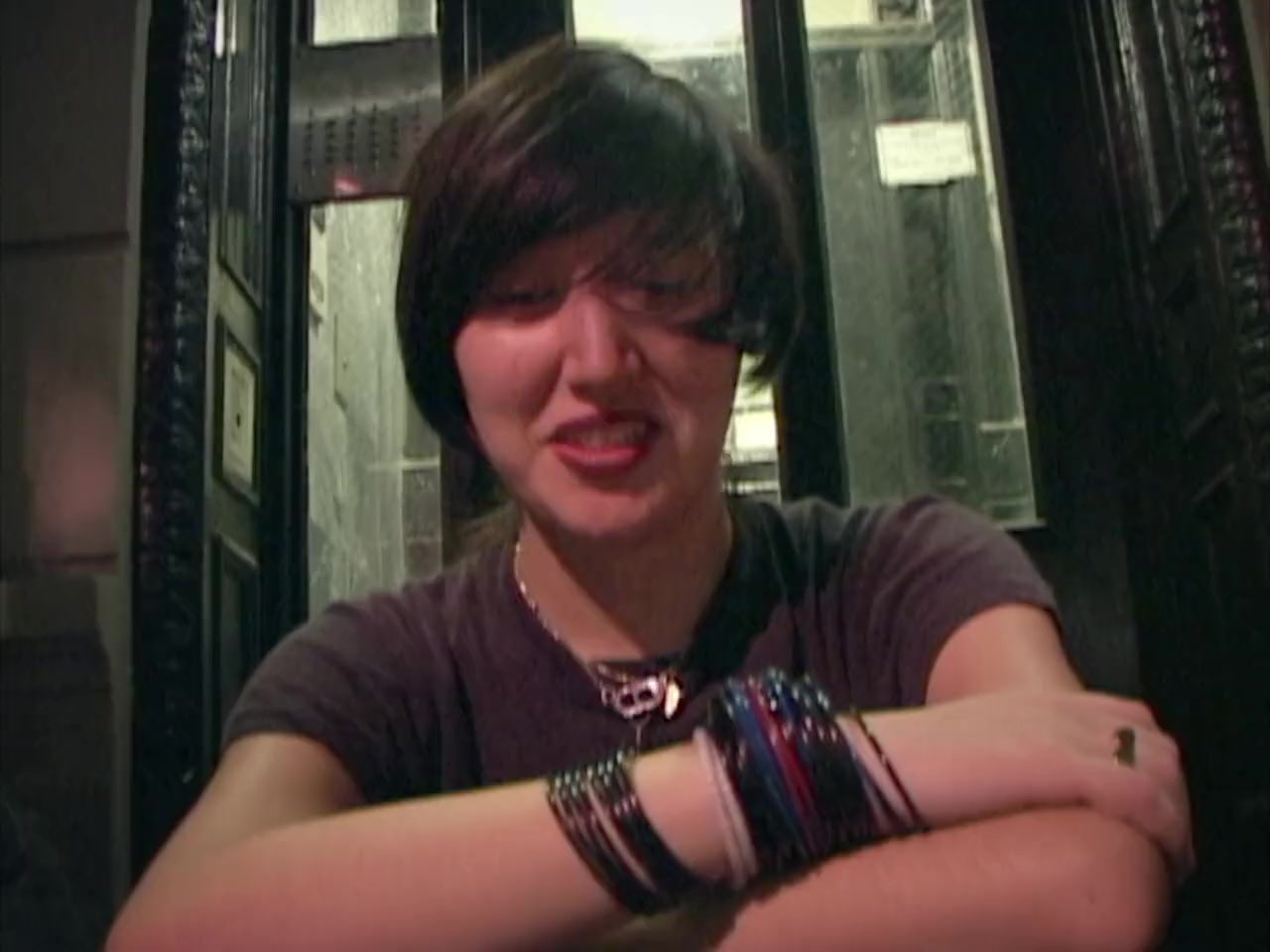 Meet Me in the Bathroom screenshot 3