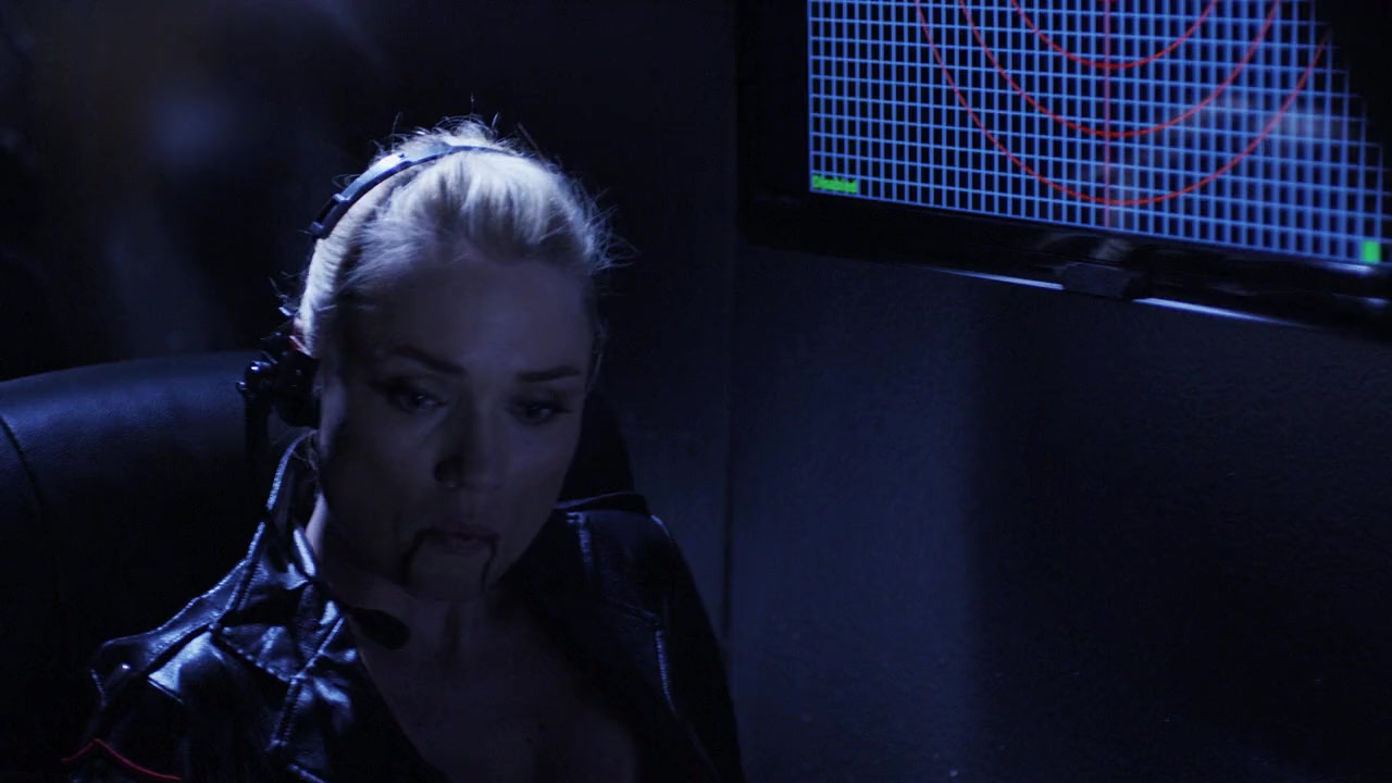 Mega Shark vs. Kolossus screenshot 3