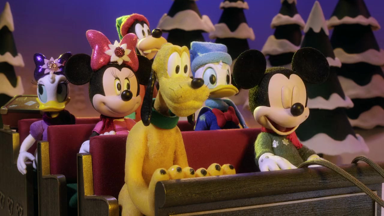 Mickey Saves Christmas screenshot 1