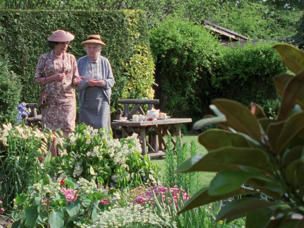 Miss Marple (1984-92): The Mirror Crack'd from Side to Side screenshot 1