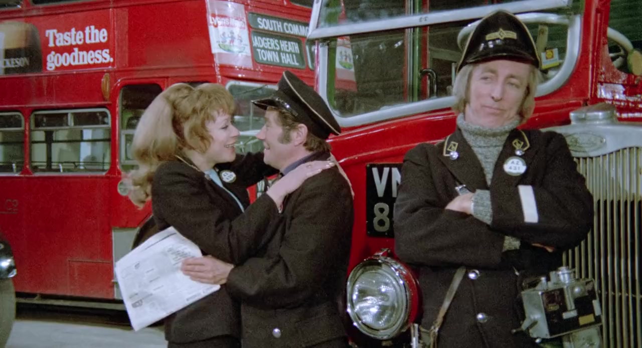 Mutiny on the Buses screenshot 1