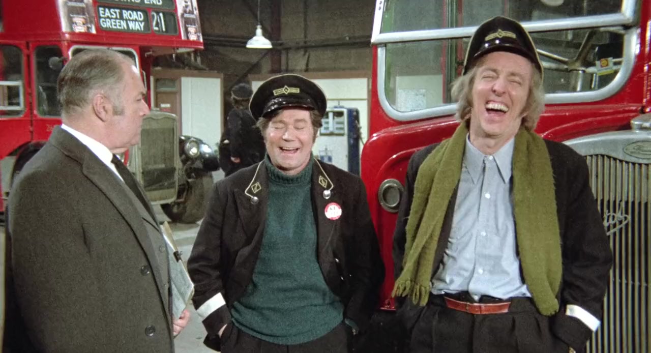 Mutiny on the Buses screenshot 2