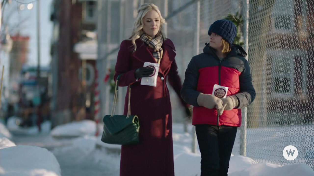 Noel Next Door screenshot 1