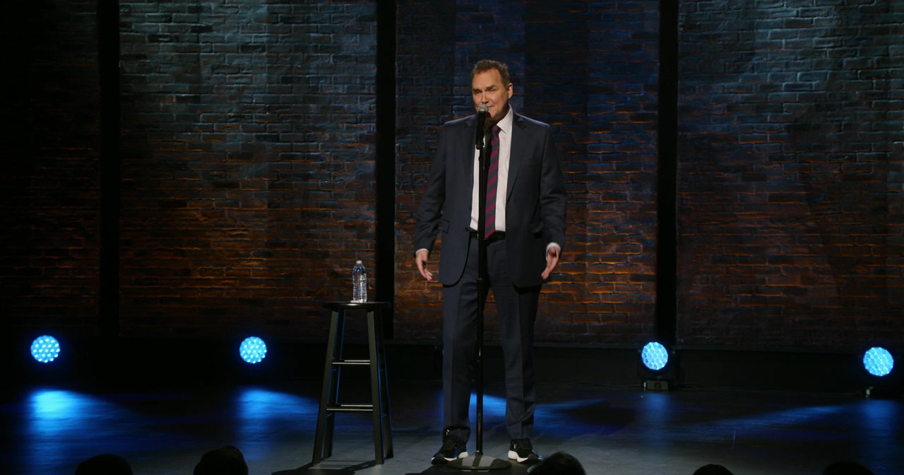 Norm Macdonald: Hitler's Dog, Gossip & Trickery screenshot 3