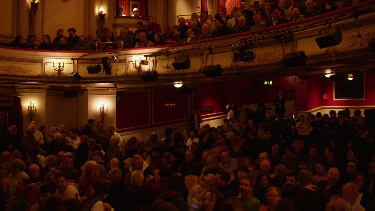 National Theatre Live: Dr. Strangelove screenshot 1