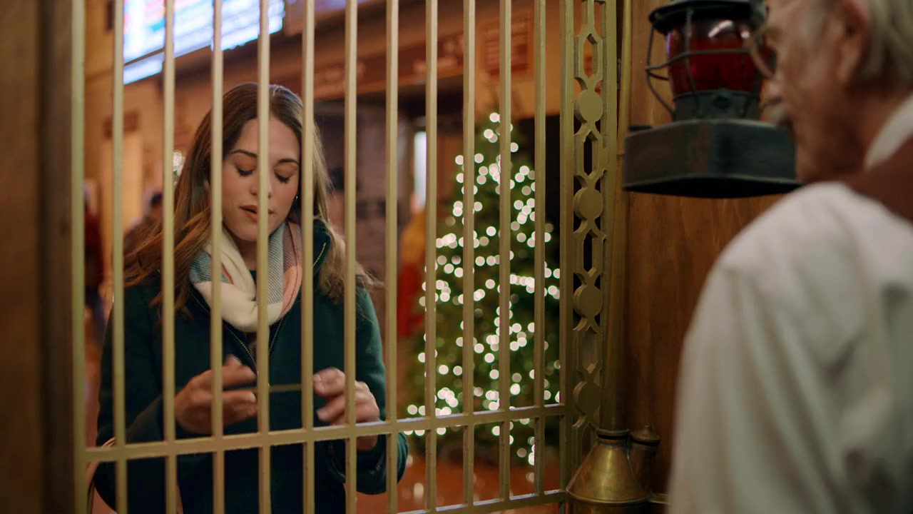 Next Stop, Christmas screenshot 2