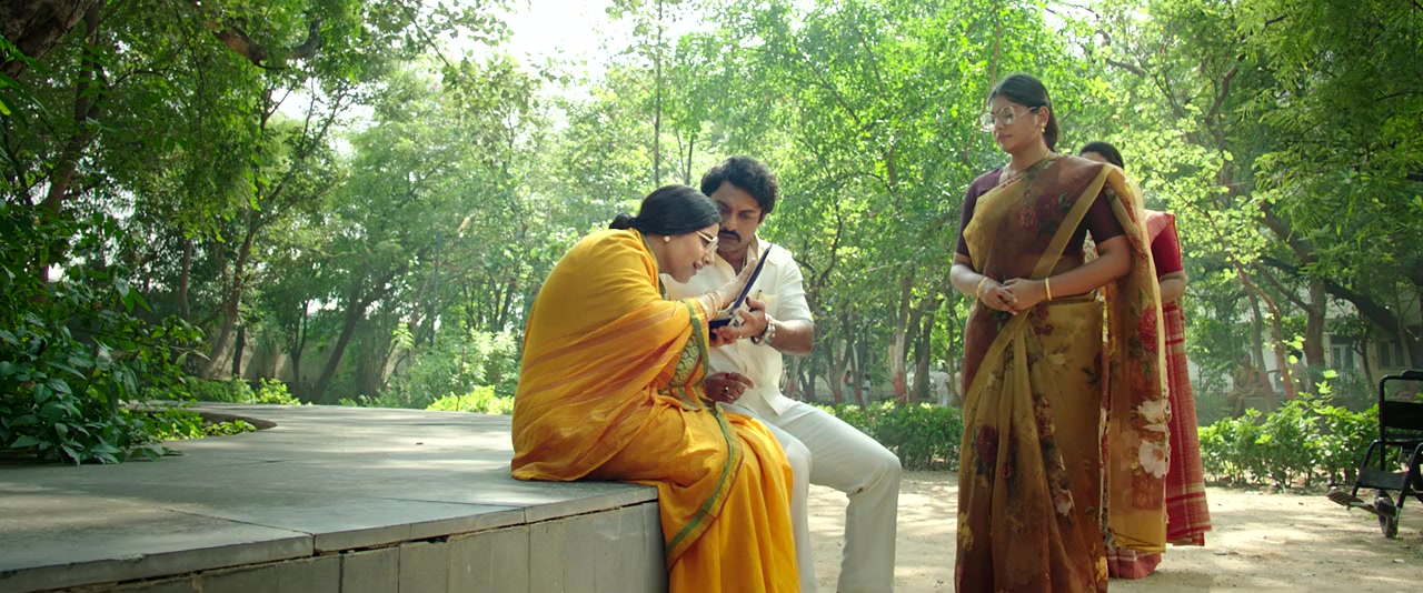 NTR: Kathanayakudu screenshot 1