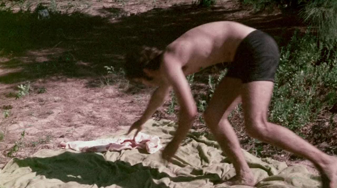 Sometimes Aunt Martha Does Dreadful Things screenshot 1