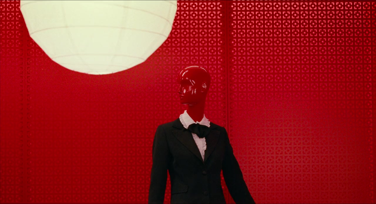 Saint Laurent screenshot 2